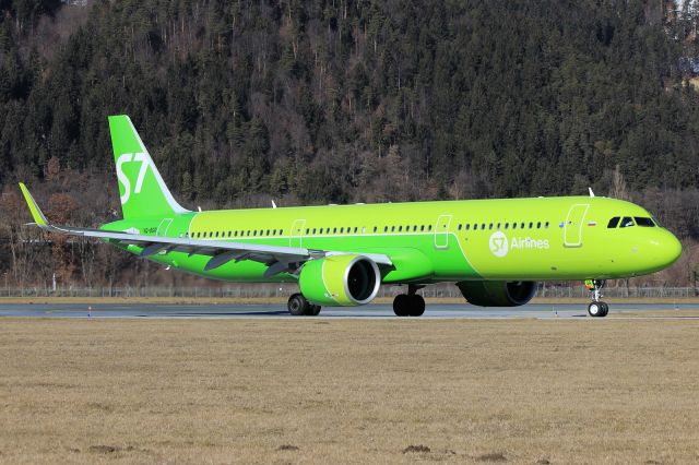 Airbus A321neo (VQ-BGR)