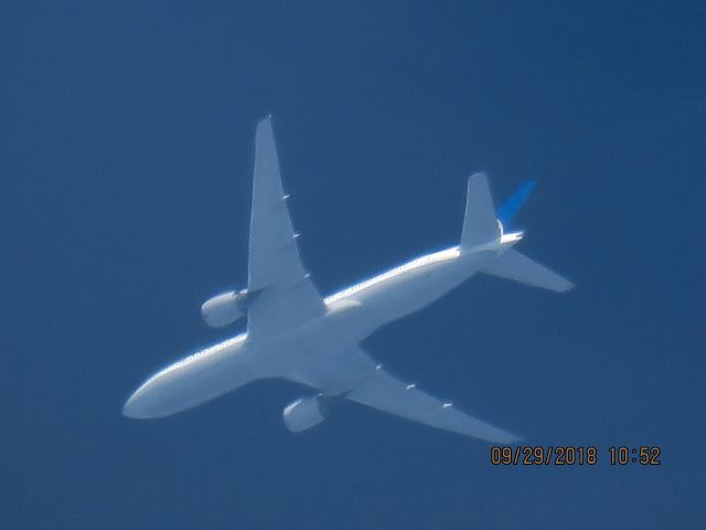 Boeing 777-200 (N771UA)