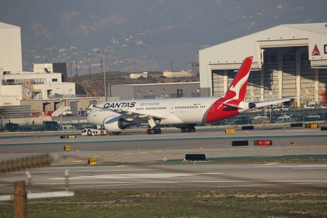 Boeing 787-9 Dreamliner (VH-ZNB)