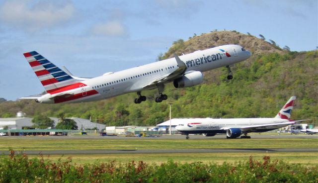 Boeing 757-200 (N176AA)