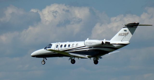 Cessna Citation CJ2+ (N525F) - On final is this 2001 Cessna Citation 525A in the Spring of 2020.