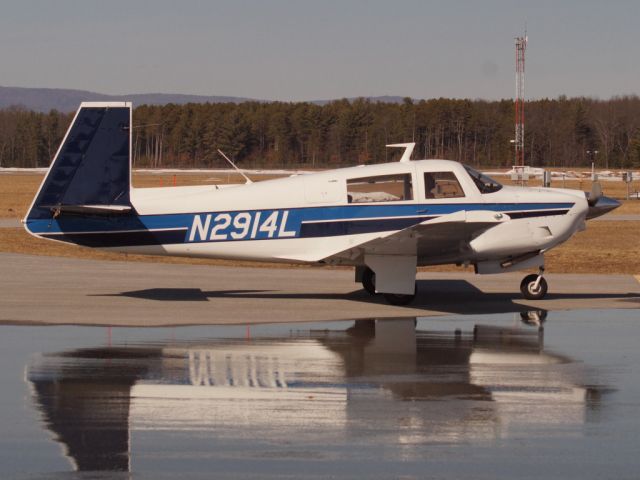 Mooney M-20 (N2914L) - taken at Saratoga County Airport NY on Feb.27,2018