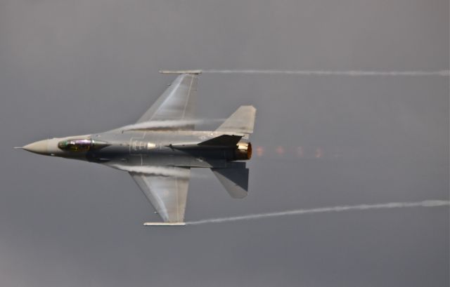 — — - NAS OCEANA AIR SHOW,2010,F-16,VIPER,WEST COAST DEMO