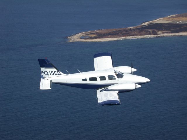 Piper Seneca (N315EB)