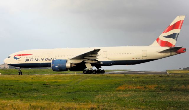 Boeing 777-200 (G-VIIU)
