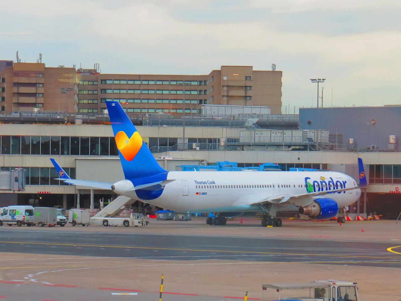 Boeing 787-3 (D-ABUK)