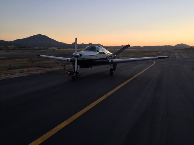 Beechcraft 35 Bonanza (N51ED)