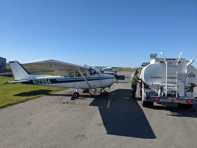 Cessna Skyhawk (N12994) - Fueling up for first lesson at Nashville Flight Training