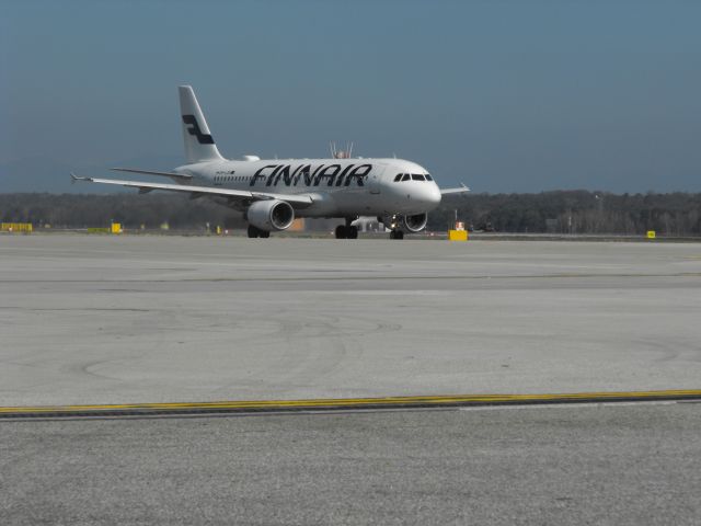 Airbus A320 (OH-LXH)