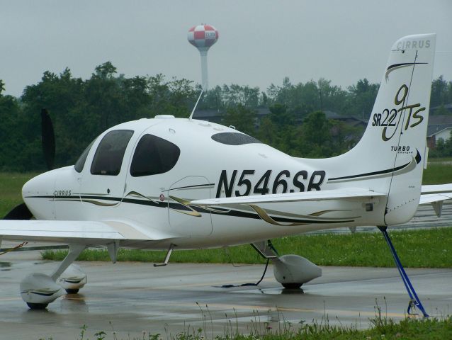 Cirrus SR-22 (N546SR)