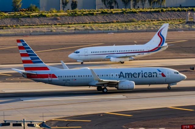 Boeing 737-800 (N342PM) - An American Airlines 737-800 taking off from PHX on 2/19/23. Taken with a Canon T7 and Tamron 70-200 G2 lens.