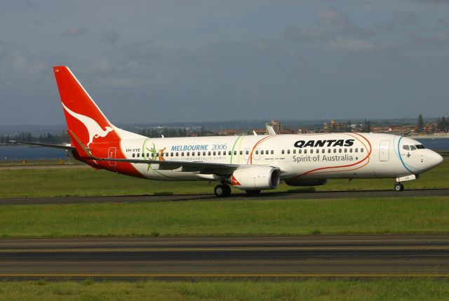 Boeing 737-800 (VH-VYE)