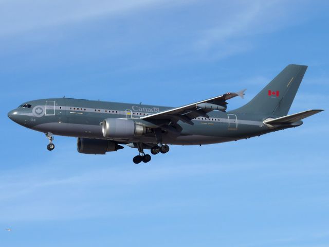 Airbus A310 (CAF15004) - Husky 04 on short final for 25L at LAS