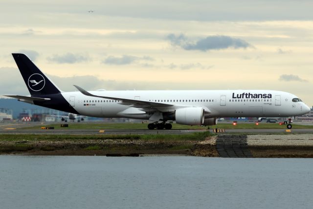 Airbus A350-900 (D-AIXD)