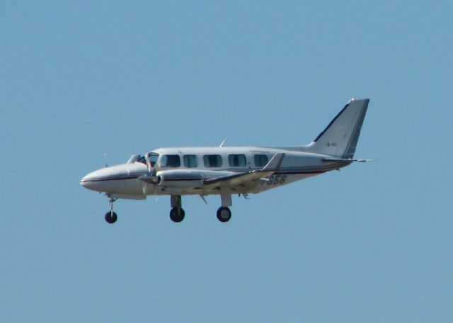 Piper Navajo (N27656) - Landing at the Shreveport Regional airport.