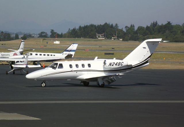 Cessna Citation CJ1 (N24BC)