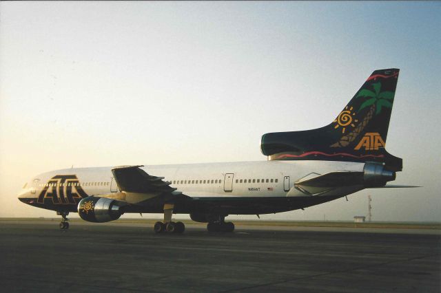 Lockheed L-1011 TriStar (N189AT)