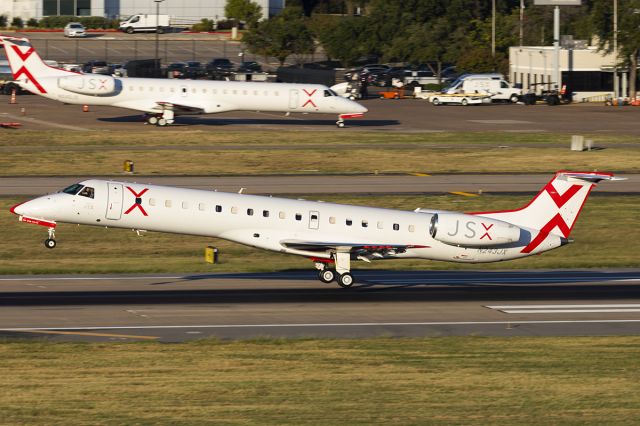 Embraer ERJ-145 (N243JX)