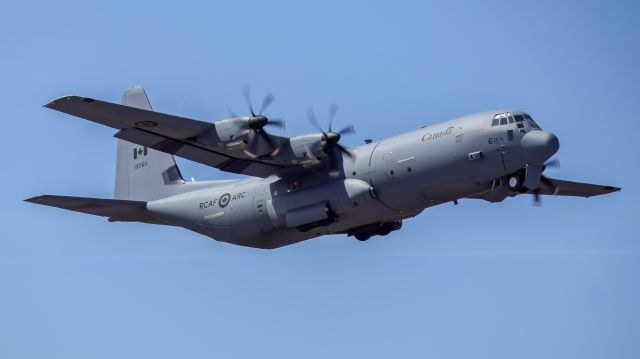 Lockheed C-130 Hercules (13-0611)