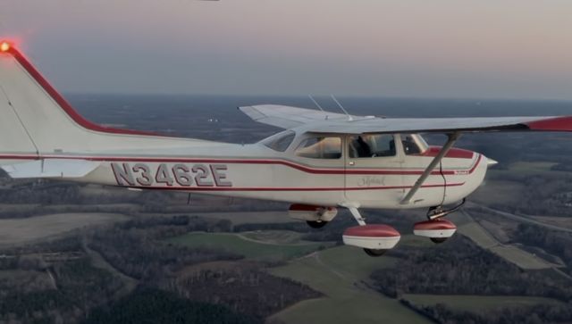 Cessna Skyhawk (N3462E)