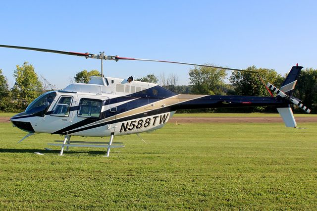 Bell JetRanger (N588TW)