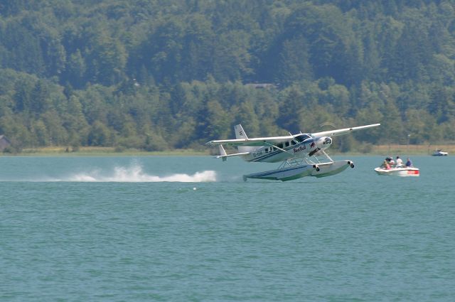 Cessna Caravan (OE-EDM) - Taking off at Wolfgangsee, Scalaria Air Challenge 2010