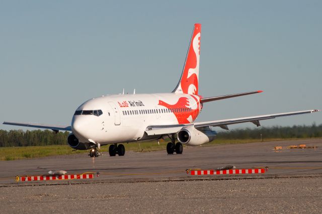 Boeing 737-200 (C-GMAI)