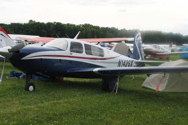 Mooney M-20 (N142GX)