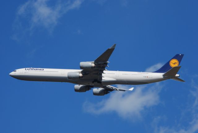 Airbus A340-600 (D-AIHF)