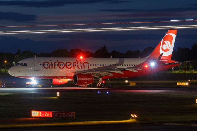 Airbus A320 (D-ABNO)