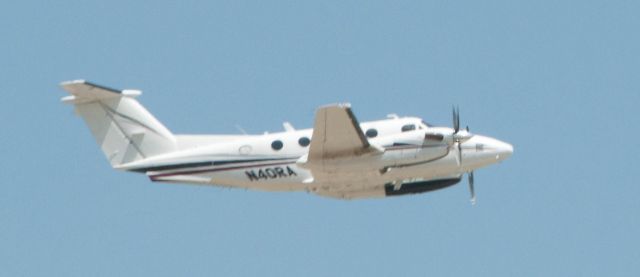 Beechcraft Super King Air 200 (N40RA)