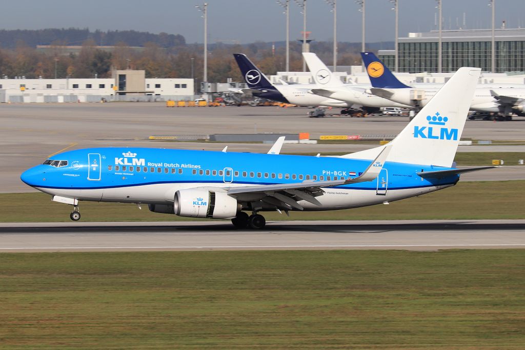 Boeing 737-700 (PH-BGK)