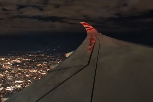 Airbus A350-1000 (G-XWBJ) - 3rd April, 2025: Window view of Phoenix shortly after take-off from the red-eye flight BA 288 Heathrow.