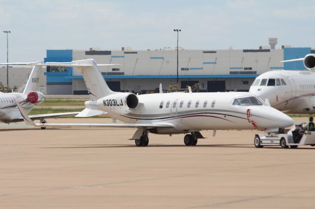 Learjet 45 (N303LJ)