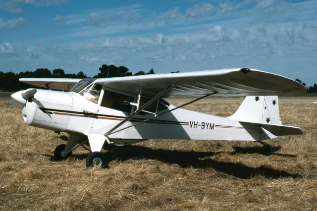 VH-BYM — - TAYLORCRAFT J AUSTER MK5D AJAX - REG : VH-BYM (CN 1772) - KYABRAM AIRPORT VIC. AUSTRALIA - YKYB 20/4/1987