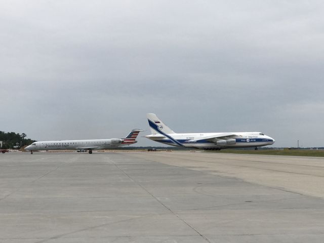 Antonov An-12 (RA-82074)