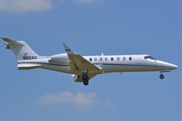 Learjet 45 (N22AX)