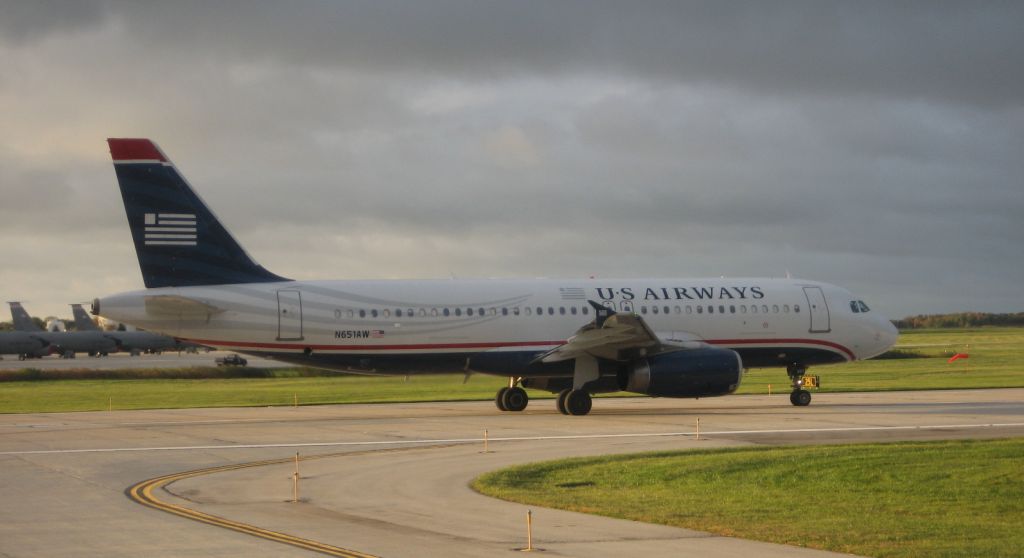 Airbus A320 (N651AW)