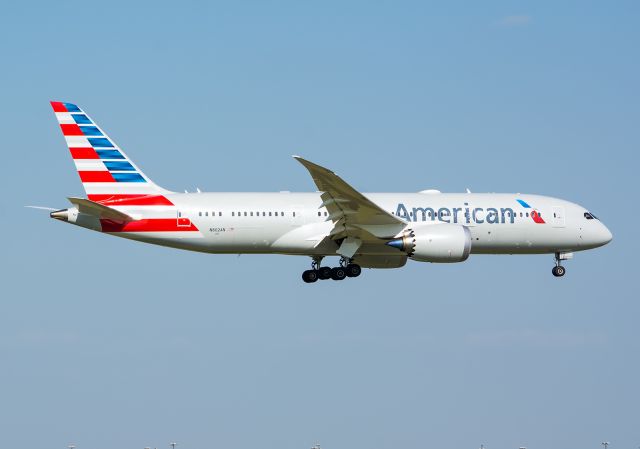 Boeing 787-8 (N802AN) - 07/28/2015 American N802AN B787-8 KDFW