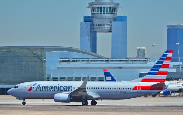 Boeing 737-800 (N930NN) - N930NN American Airlines 2013 Boeing 737-823 - cn 33487 / ln 45071 - Las Vegas - McCarran International Airport (LAS / KLAS)br /USA - Nevada August 8, 2014br /Photo: Tomás Del Coro