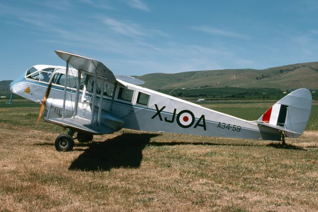 De Havilland Canada Twin Otter (VH-AQU) - DE HAVILLAND DH-84 DRAGON - REG VH-AQU (CN DHA2048) - ALDINGA ADELAIDE SA. AUSTRALIA - YADG 25/10/1981