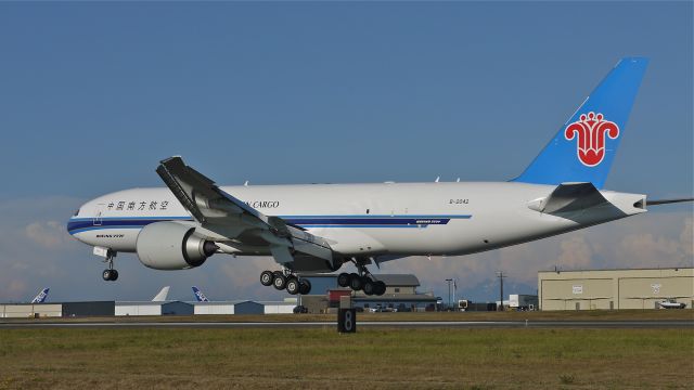 Boeing 777-200 (B-2042) - BOE23 from KARA on final to Rwy 34L on 8.4.13. (LN:1126 cn 41633). The aircraft was returning to KPAE after painting.