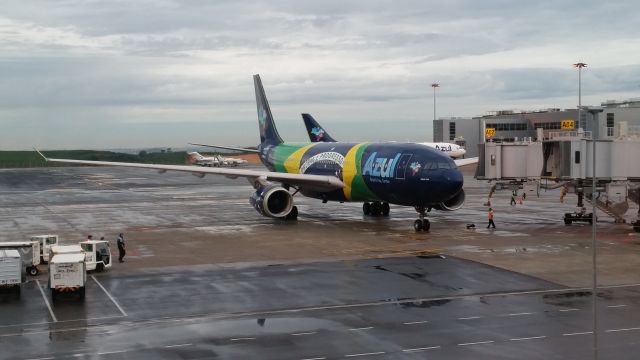 Airbus A330 (PR-AIV) - Aeroporto vIRACOPOS - CAMPINAS - BR