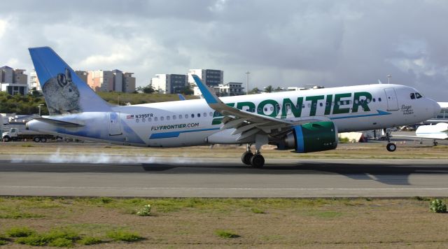 Airbus A320neo (N395FR)