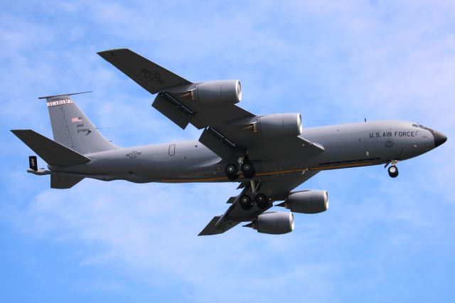 Boeing C-135FR Stratotanker (63-7984)