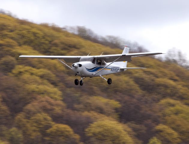 Cessna Skyhawk (N968SP)