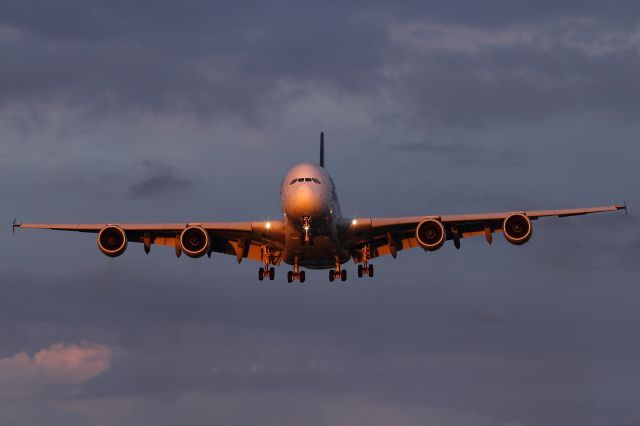 Airbus A380-800 (9V-SKD) - Sunset approach to runway 027L at LHR.