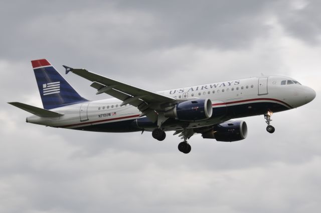 Airbus A319 (N710UW) - Seen at KDCA on 5/9/2009.