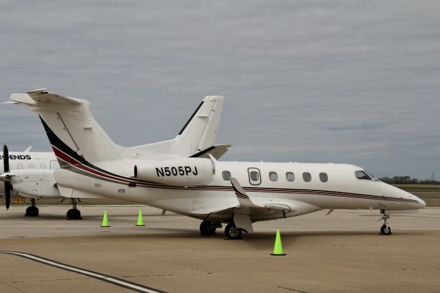 Embraer Phenom 300 (N505PJ) - 13MAR23