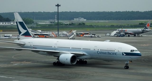 Boeing 777-200 (B-HNB)